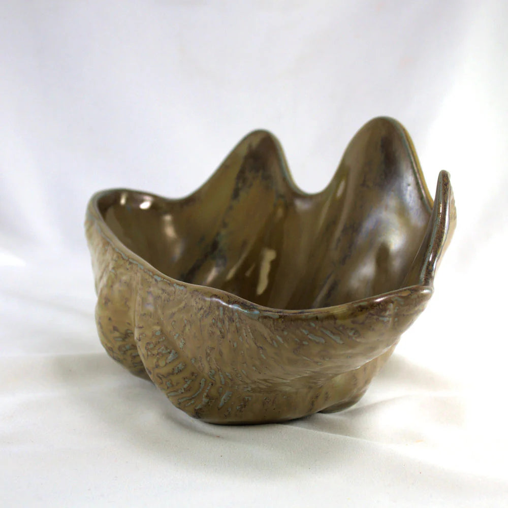Tiki Farm - Clamshell bowl
